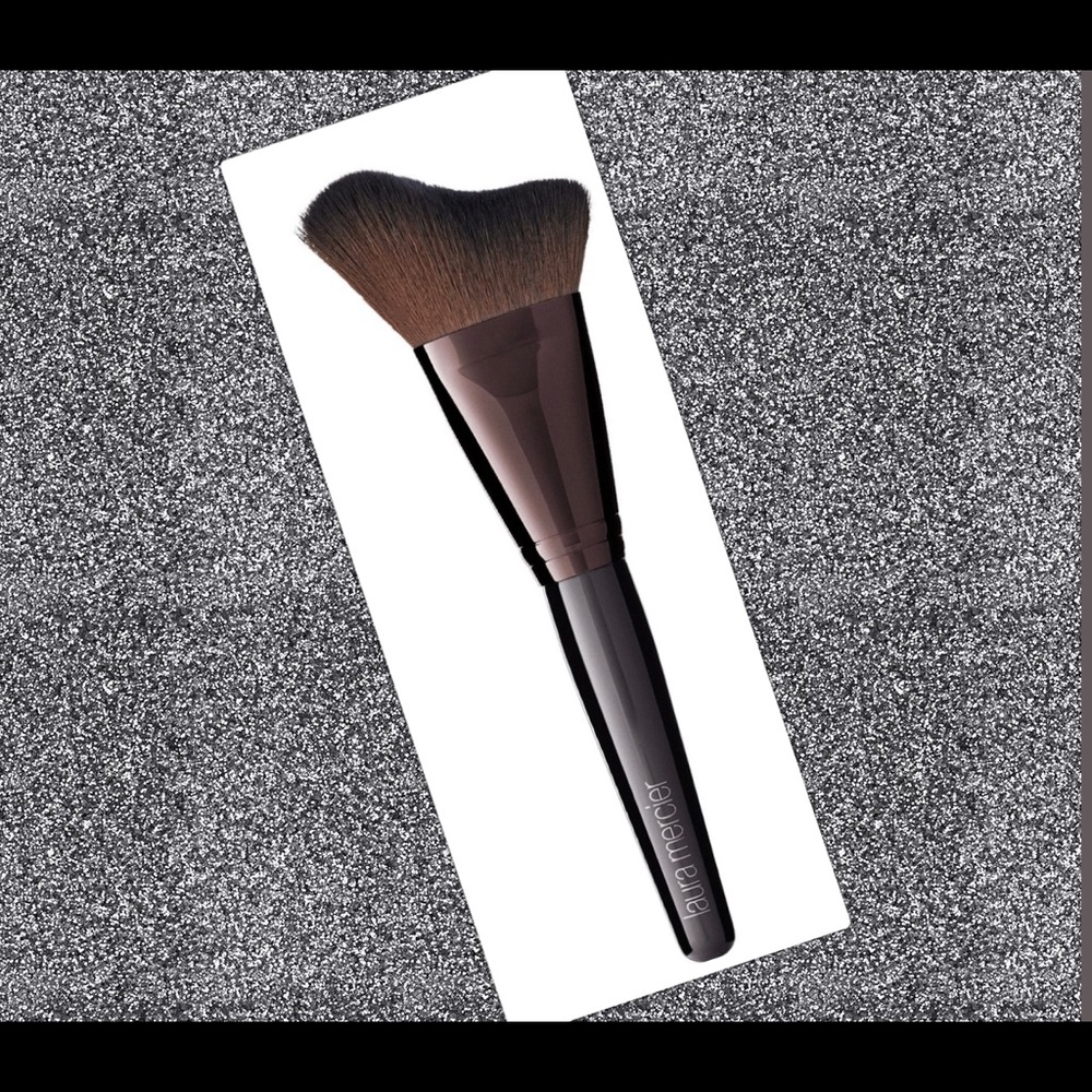 Laura Mercier Glow Powder Brush